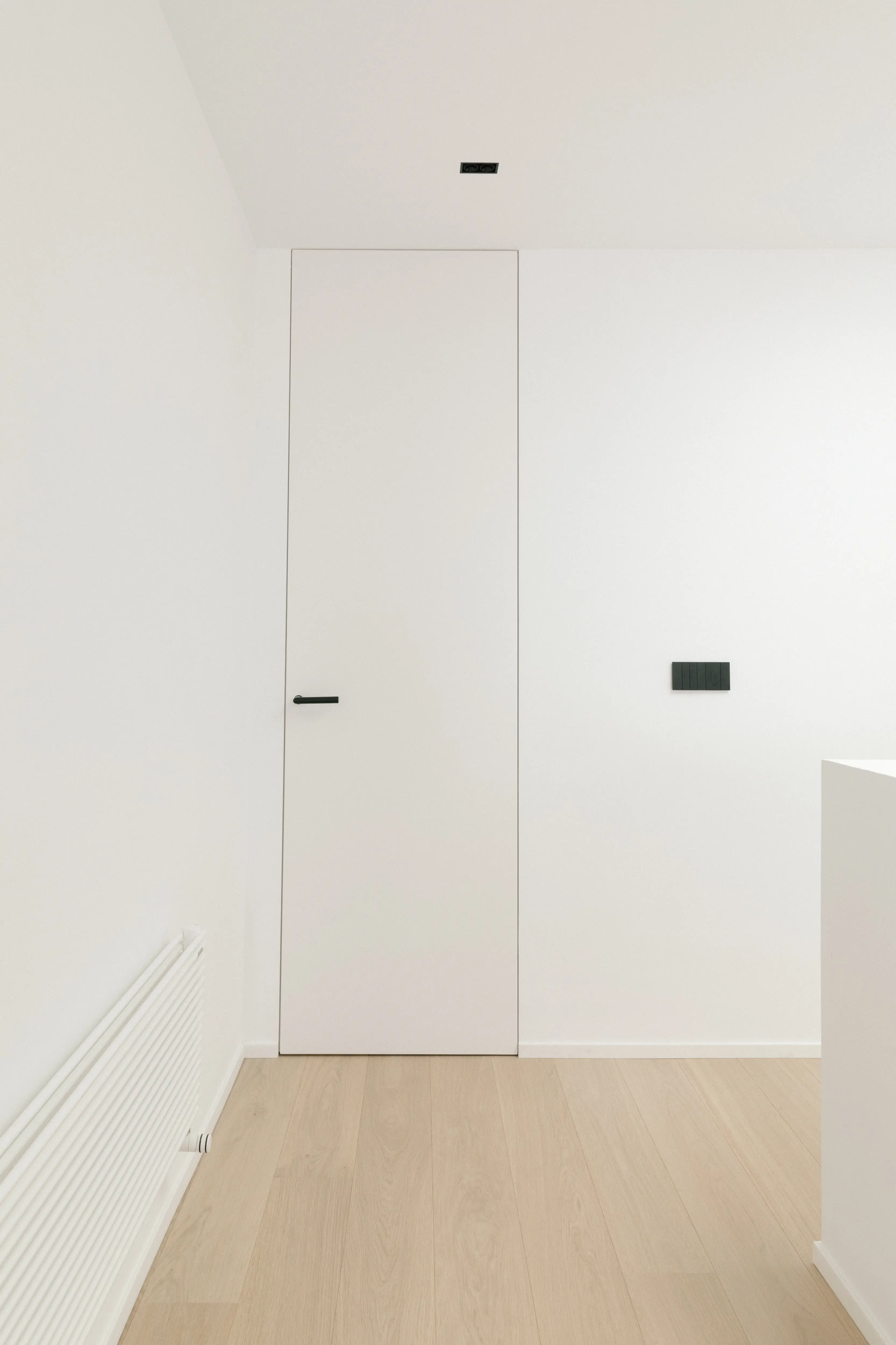 Interior architecture detail after rénovation de villa in Campolivar Valence image 31