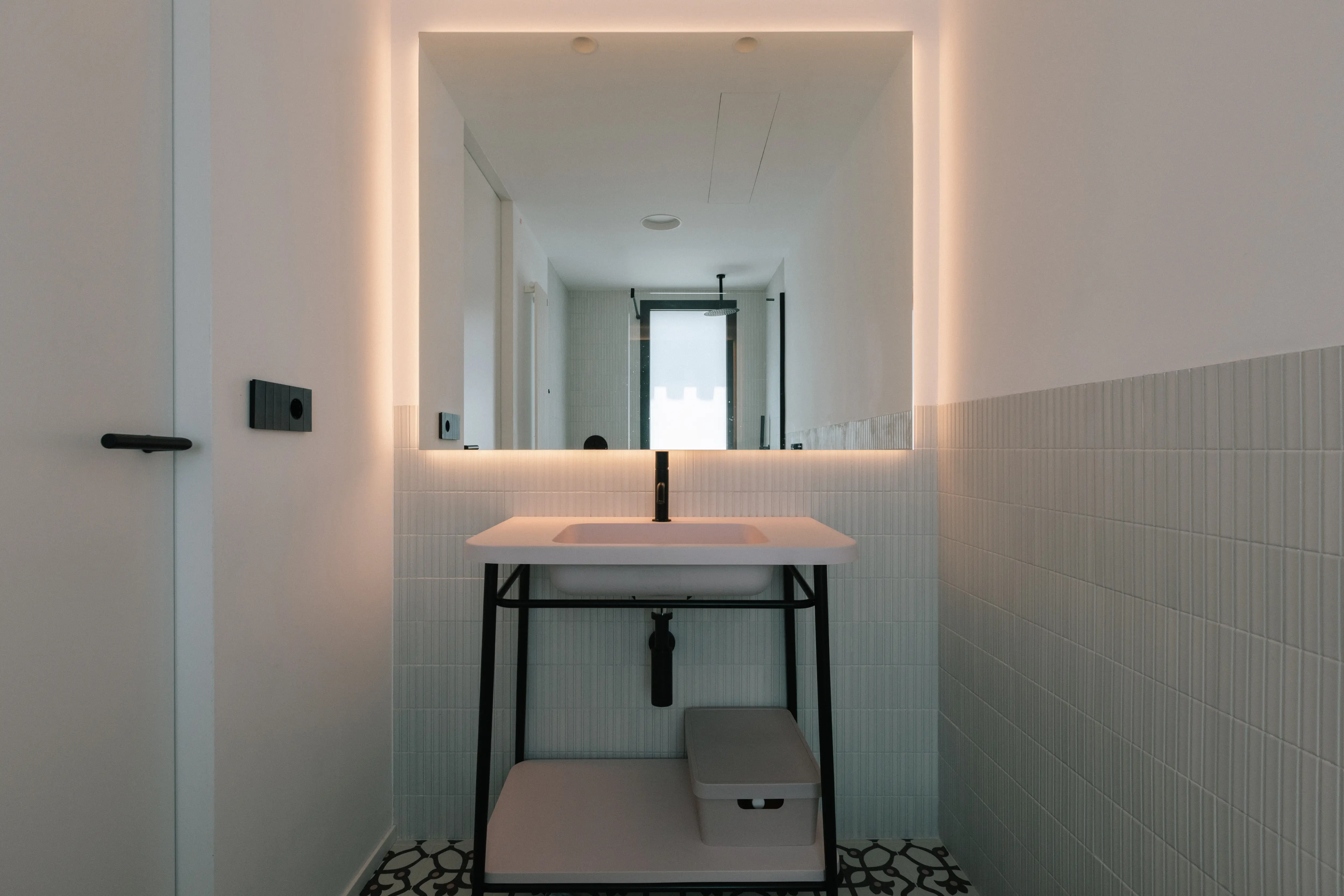 Rénovation de salle de bains detail in Campolivar Valence image 49