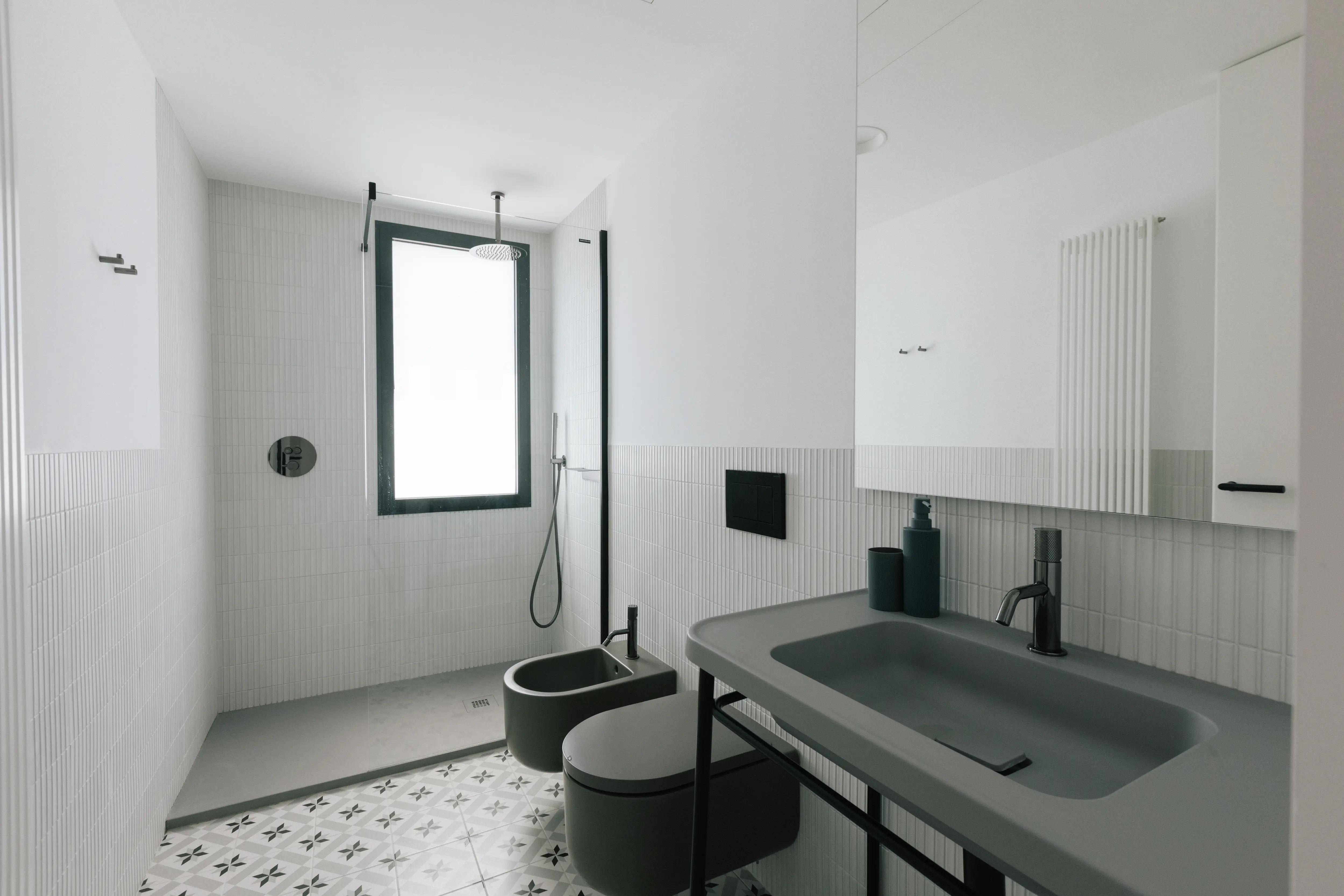 Rénovation de salle de bains detail in Campolivar Valence image 56